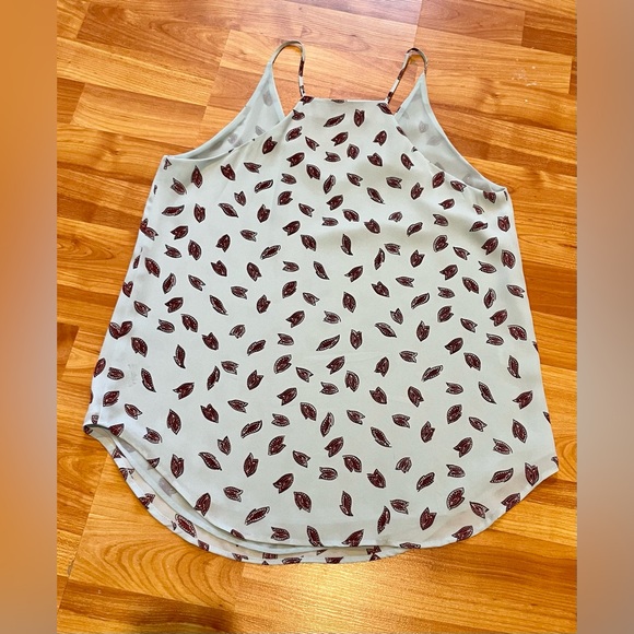 LOFT Sleeveless Blouse Size XS - Picture 3 of 4